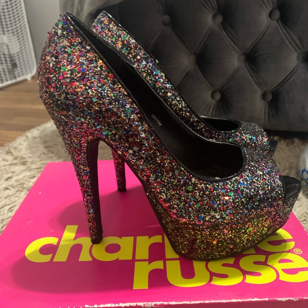 Glitter open toed pumps
